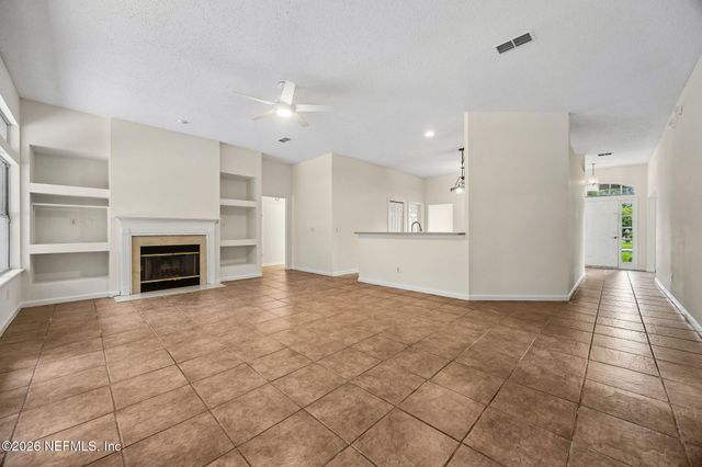 23954 FLORA PARKE Boulevard, Fernandina Beach, FL 32034