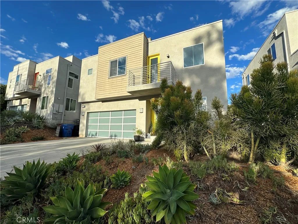 1522 N Mercury, Los Angeles, CA 90042