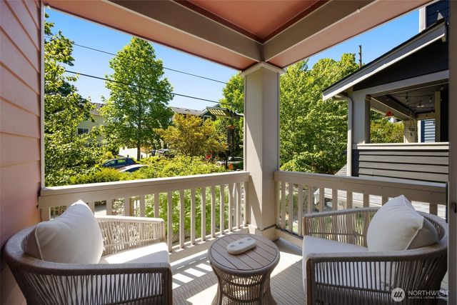 3204 SW Holly St, Seattle, WA 98126