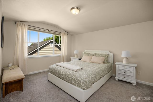 3204 SW Holly St, Seattle, WA 98126