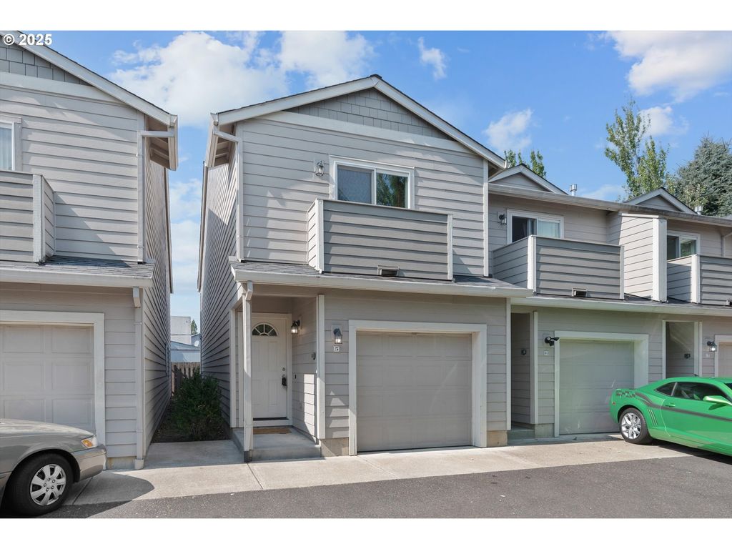 8819 Se ELLIS St, Portland, OR 97266