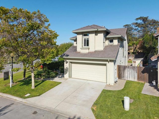 17552 Woodridge Court, Salinas, CA 93908