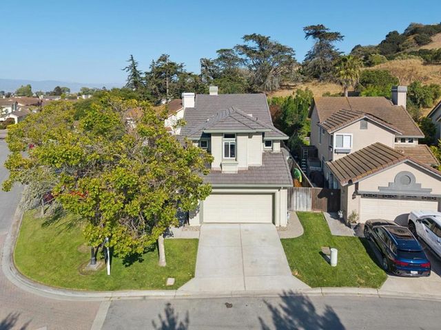 17552 Woodridge Court, Salinas, CA 93908