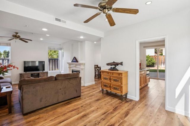 17552 Woodridge Court, Salinas, CA 93908