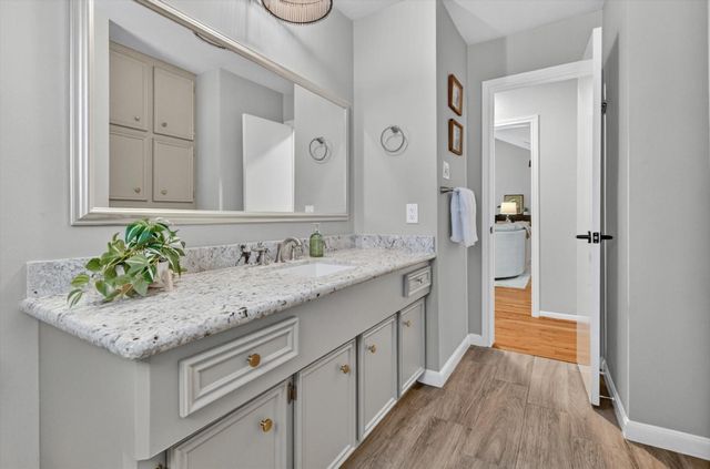 2046 Riverlawn Drive, Kingwood, TX 77339