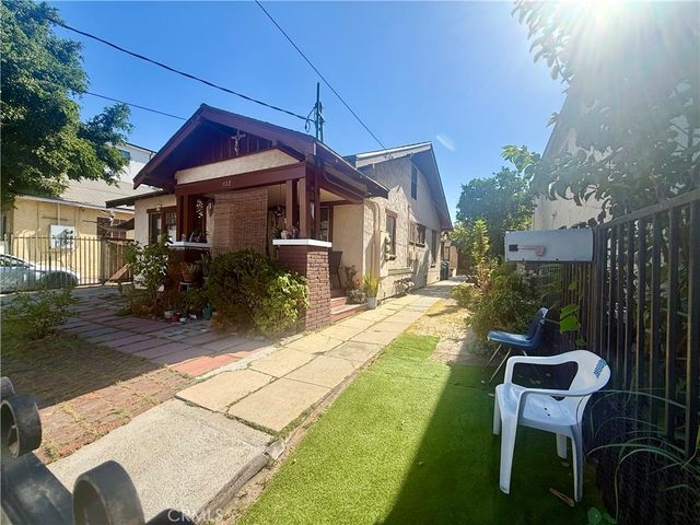 1138 S Ardmore, Los Angeles, CA 90006