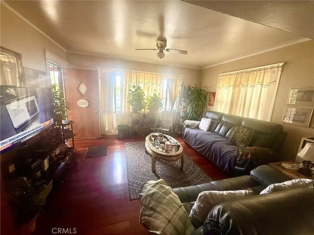 1138 S Ardmore, Los Angeles, CA 90006