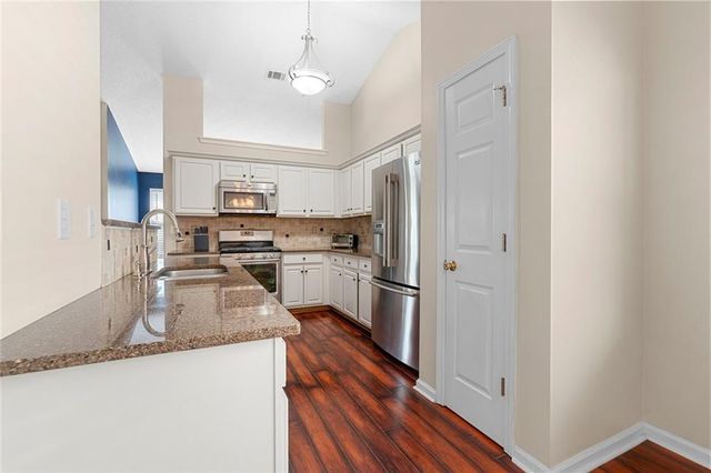 1755 Arborwood Drive, Grayson, GA 30017