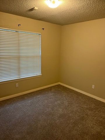 123 E Colorado Avenue, Springdale, AR 72764