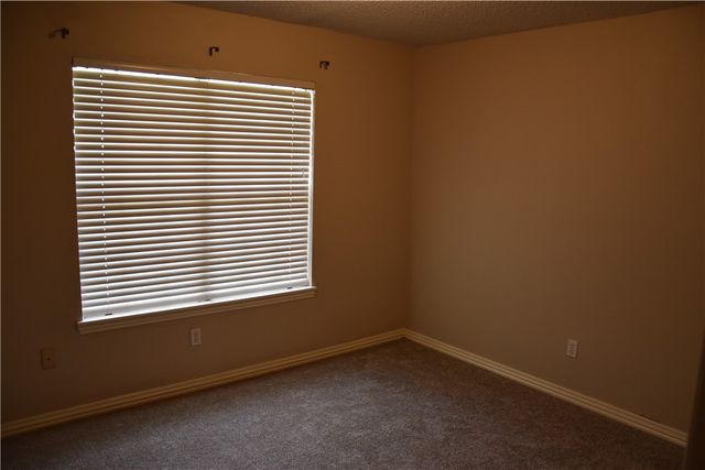 123 E Colorado Avenue, Springdale, AR 72764