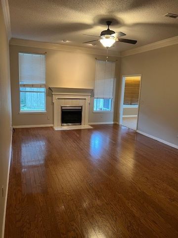 123 E Colorado Avenue, Springdale, AR 72764