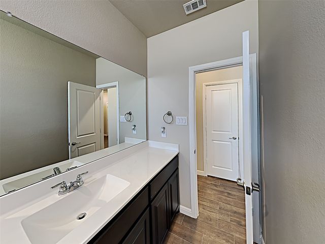 2606 Lavender Lane, Glenn Heights, TX 75154