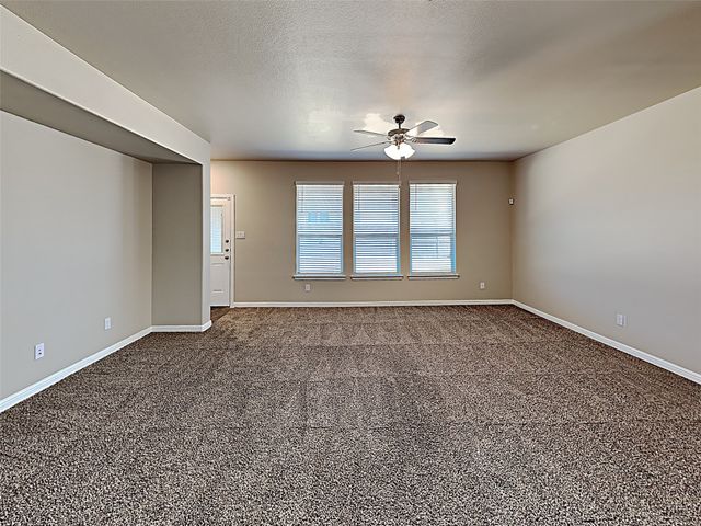 2606 Lavender Lane, Glenn Heights, TX 75154