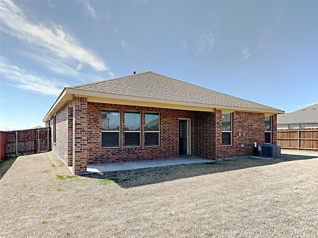 2606 Lavender Lane, Glenn Heights, TX 75154