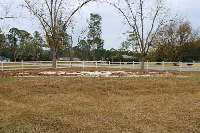 125 Trailwood Rd, Valdosta, GA 31602