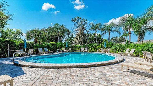3038 RINGWOOD MEADOW 20, Sarasota, FL 34235