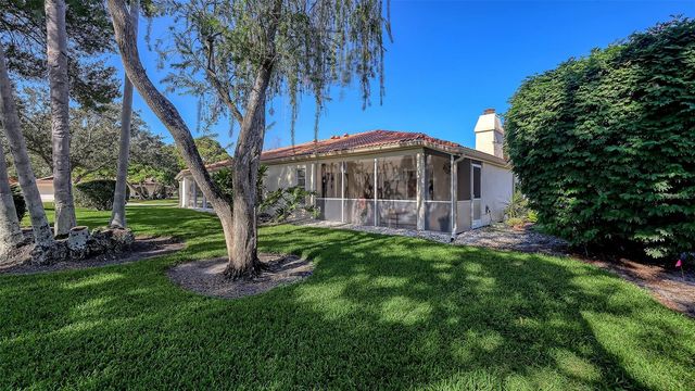 3038 RINGWOOD MEADOW 20, Sarasota, FL 34235