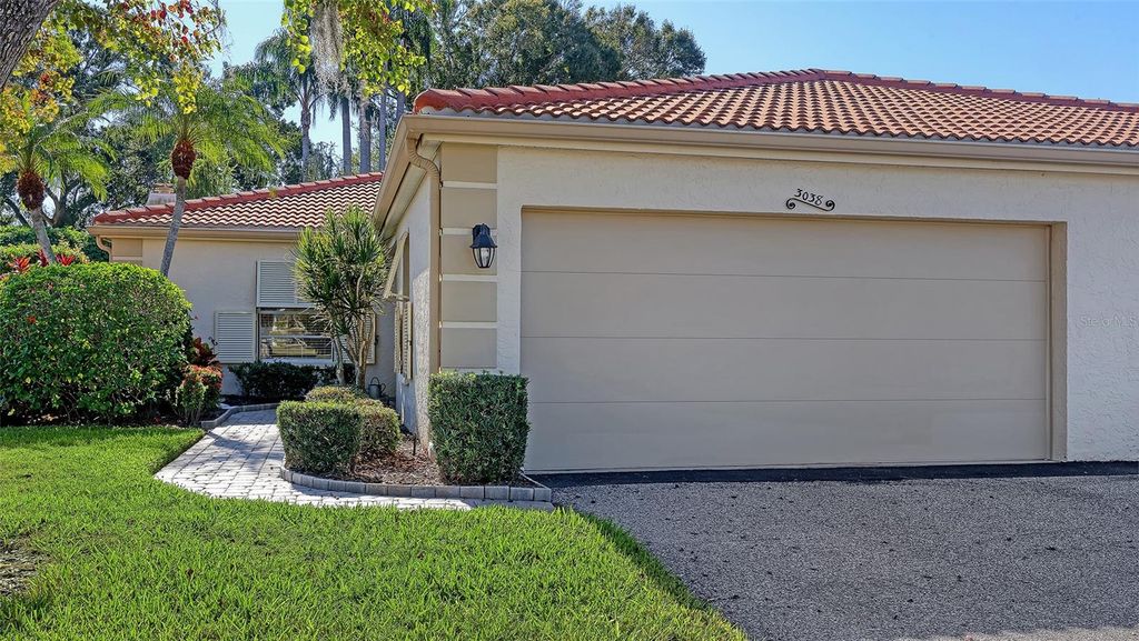 3038 RINGWOOD MEADOW 20, Sarasota, FL 34235