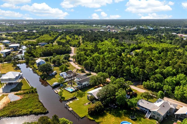 11548 Bayou View Drive, Bay Saint Louis, MS 39520