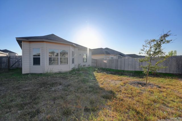 7627 TOLEDO BND, San Antonio, TX 78252
