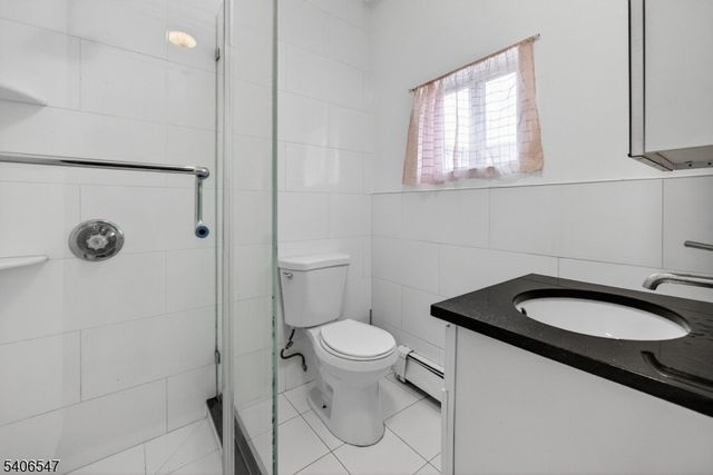 26 Vincent St, Newark City, NJ 07105