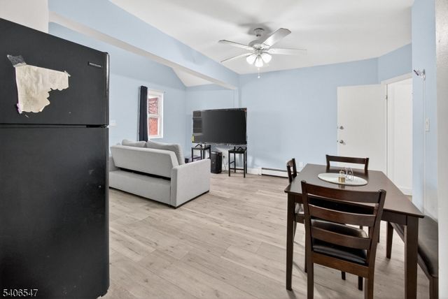 26 Vincent St, Newark City, NJ 07105