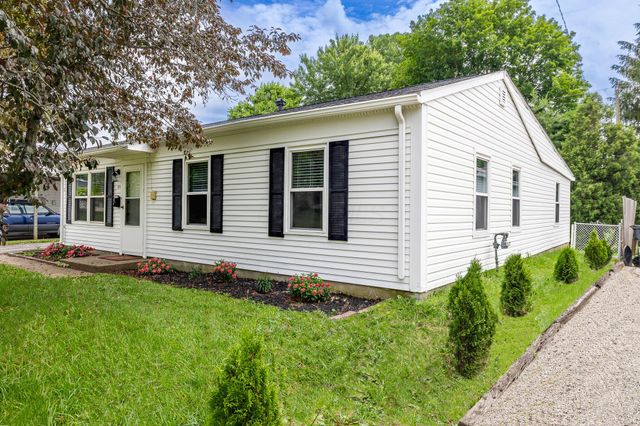 199 Sunset Drive S, Johnstown, OH 43031