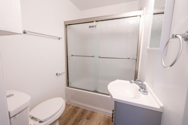 199 Sunset Drive S, Johnstown, OH 43031