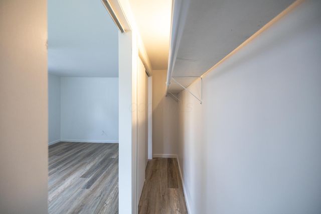 199 Sunset Drive S, Johnstown, OH 43031