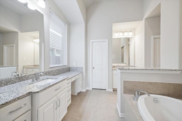 28418 Asher Falls Lane Lane, Fulshear, TX 77441