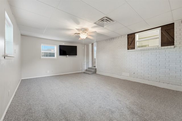 1310 Airline Drive, Grapevine, TX 76051