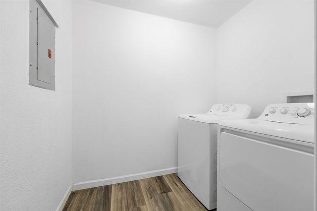 1310 Airline Drive, Grapevine, TX 76051