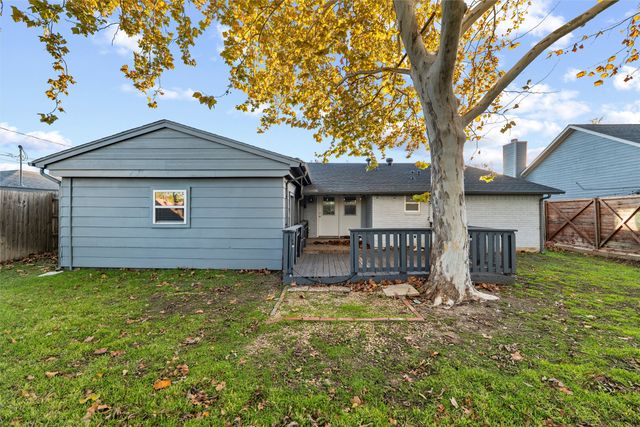 1310 Airline Drive, Grapevine, TX 76051