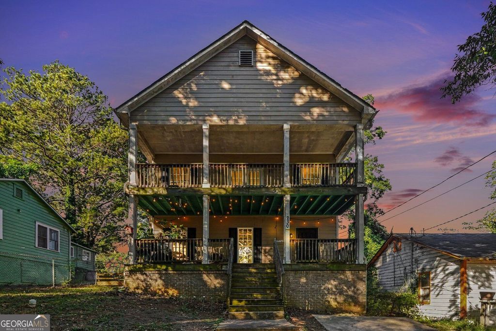 230 Burbank Drive NW, Atlanta, GA 30314