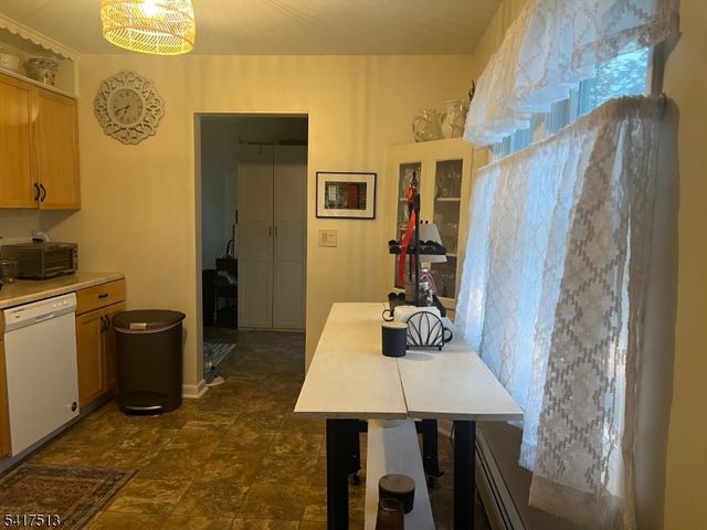 29 Brookside Ave, Pequannock Twp., NJ 07444