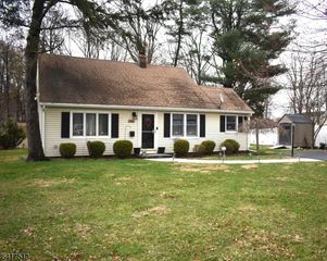 29 Brookside Ave, Pequannock Twp., NJ 07444