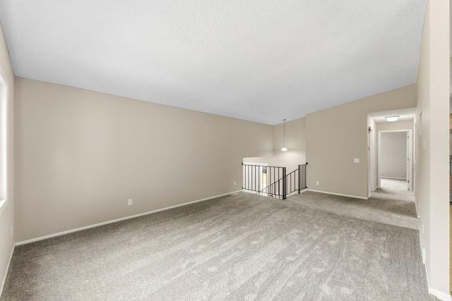 8009 Vincent Circle N, Brooklyn Park, MN 55444