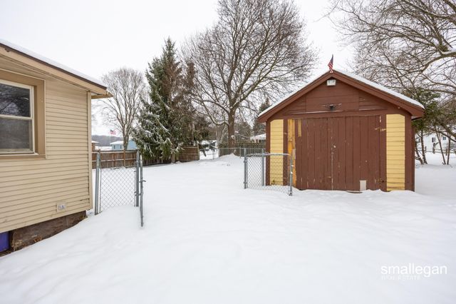 49 N 2nd Street Nw, Tyrone Twp, MI 49330