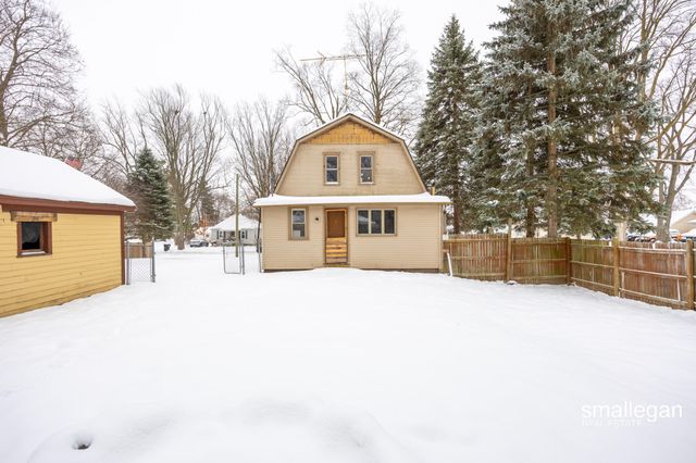 49 N 2nd Street Nw, Tyrone Twp, MI 49330