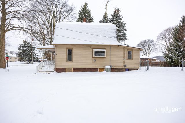 49 N 2nd Street Nw, Tyrone Twp, MI 49330