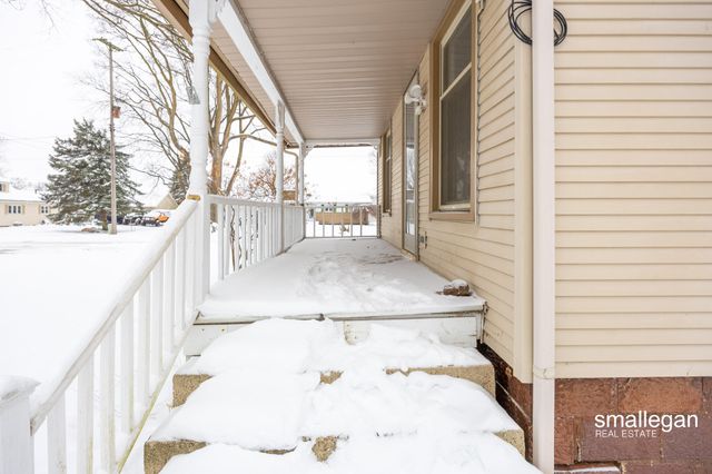 49 N 2nd Street Nw, Tyrone Twp, MI 49330