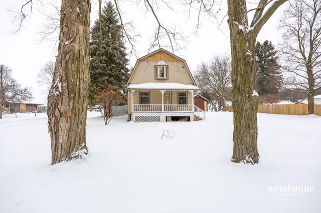 49 N 2nd Street Nw, Tyrone Twp, MI 49330