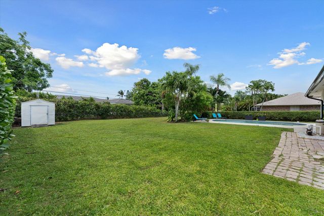3313 Sherwood Boulevard, Delray Beach, FL 33445