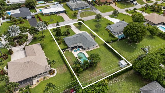 3313 Sherwood Boulevard, Delray Beach, FL 33445