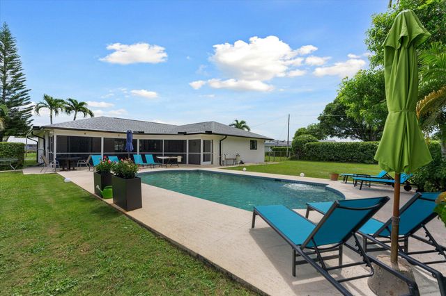 3313 Sherwood Boulevard, Delray Beach, FL 33445
