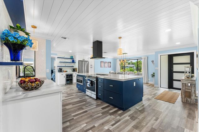 3313 Sherwood Boulevard, Delray Beach, FL 33445