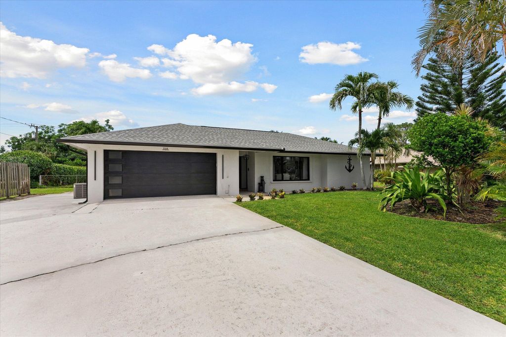 3313 Sherwood Boulevard, Delray Beach, FL 33445
