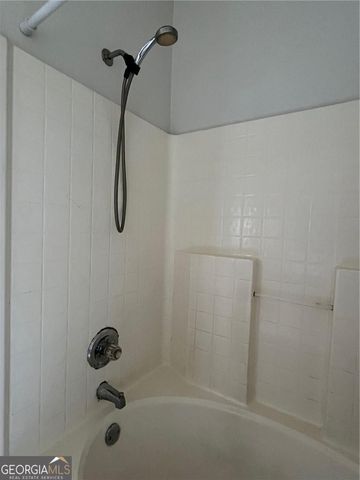 3955 Cypress Pointe Drive, Union City, GA 30291
