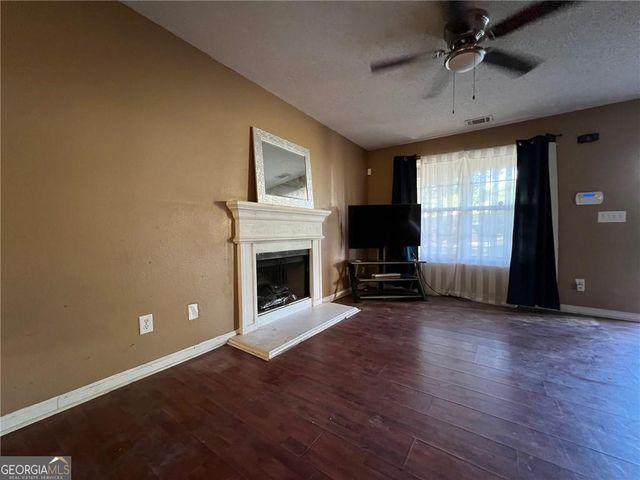 3955 Cypress Pointe Drive, Union City, GA 30291