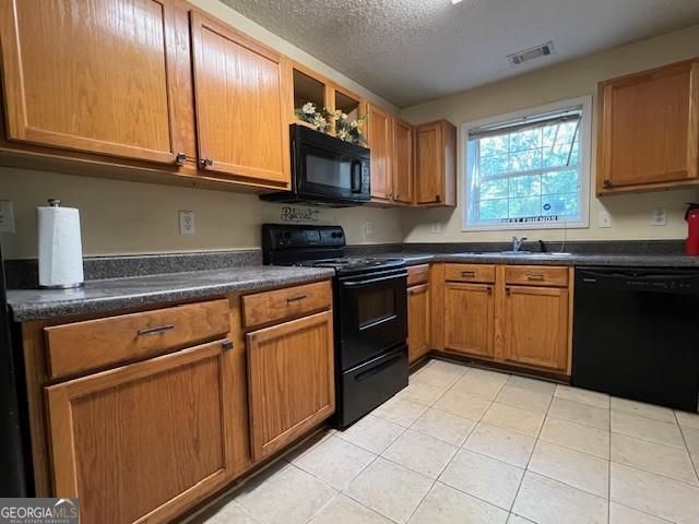 3955 Cypress Pointe Drive, Union City, GA 30291